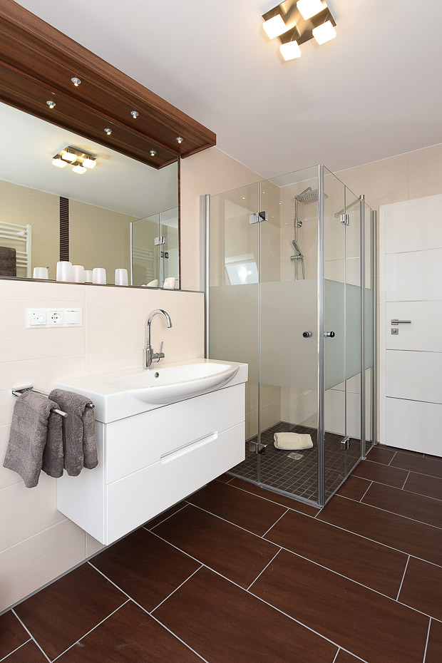 Ferienwohnung 13 - Badezimmer