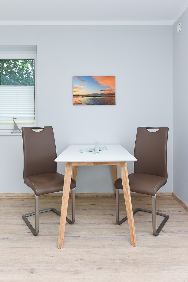 Ferienwohnung 14 - Wohnzimmer mit integriertem Küchenbereich