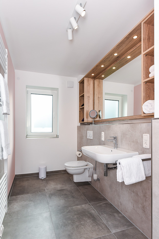 Ferienwohnung 15 - Badezimmer