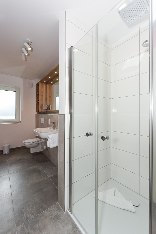 Ferienwohnung 15 - Badezimmer