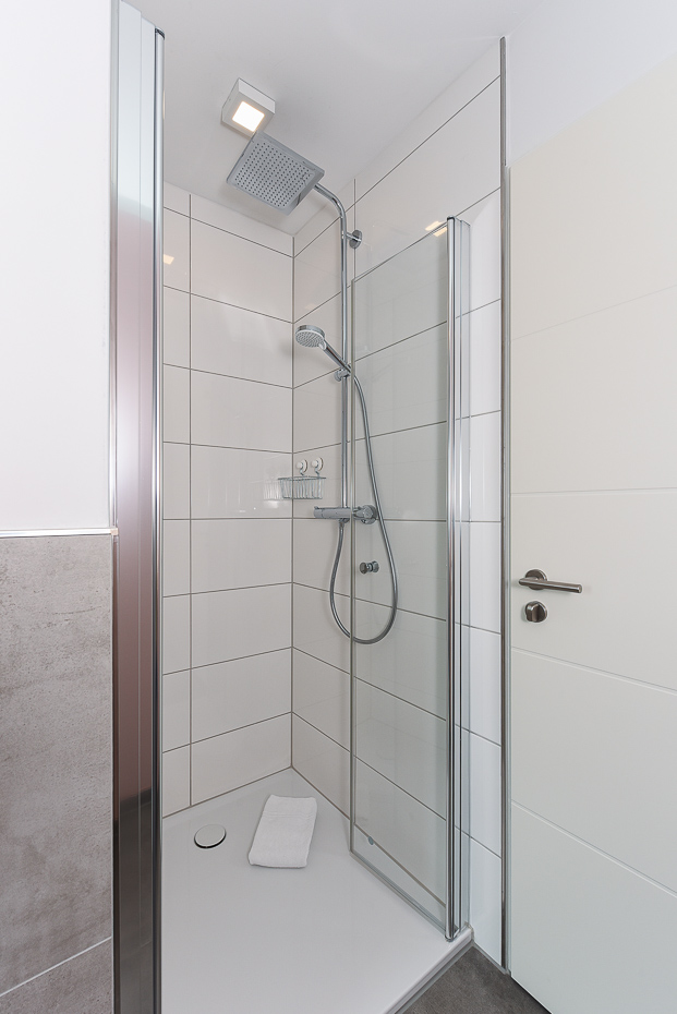 Ferienwohnung 18 - Badezimmer