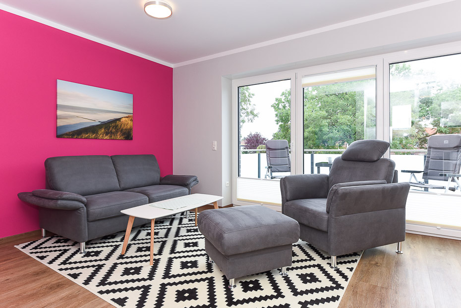 Ferienwohnung 19 - Wohnzimmer mit integriertem Küchenbereich