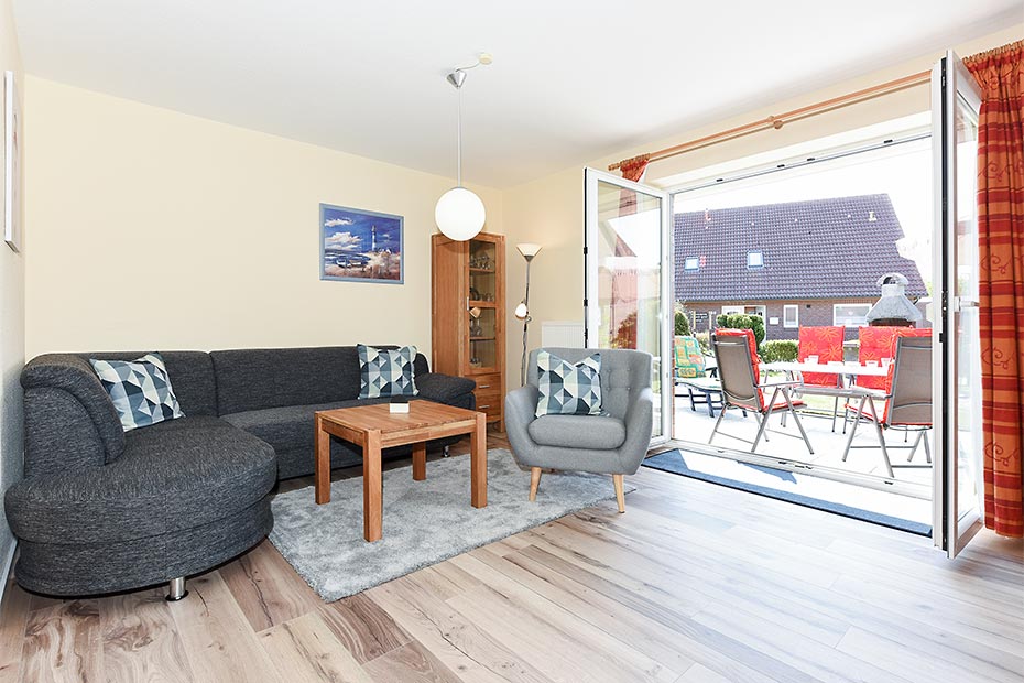 Ferienwohnung „Mole“ - Wohnzimmer mit integriertem Küchenbereich