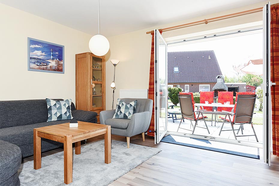 Ferienwohnung „Mole“ - Wohnzimmer mit integriertem Küchenbereich