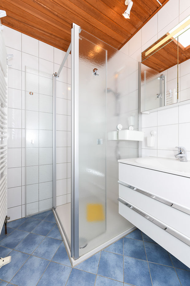 Ferienhaus „Wiggermann“ - Badezimmer