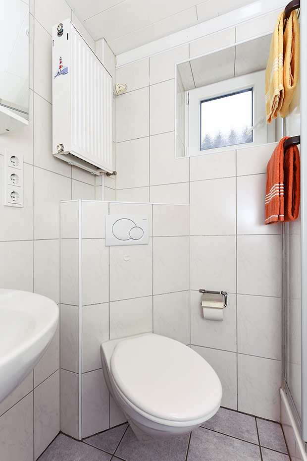 Ferienhaus „Windmühle“ - Badezimmer