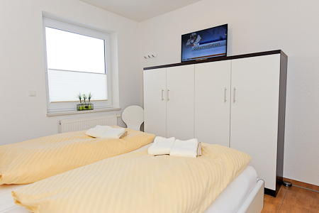 Ferienwohnung „Friesentraum“ - Schlafzimmer 1