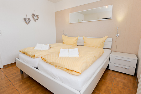 Ferienwohnung „Friesentraum“ - Schlafzimmer 1