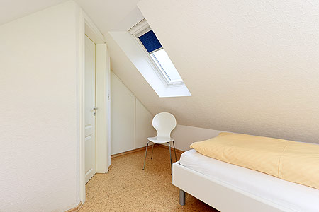 Ferienwohnung „Friesentraum“ - Schlafzimmer 2/Kinderzimmer