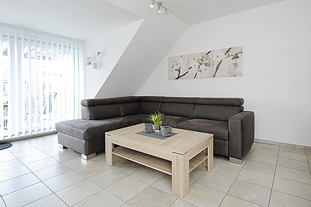 Ferienwohnung „Friesentraum“ - Wohn- und Esszimmer