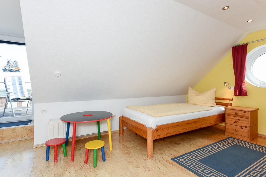 Ferienwohnung „Wattenblick“ - Schlafzimmer 2/Kinderzimmer