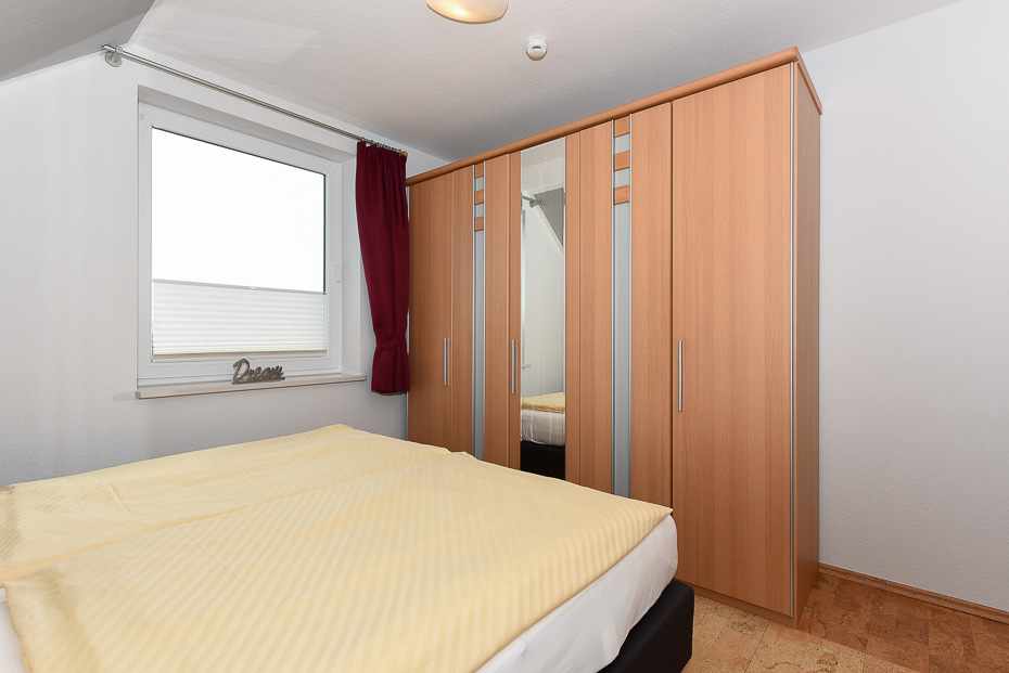 Ferienwohnung „Wattenblick“ - Schlafzimmer