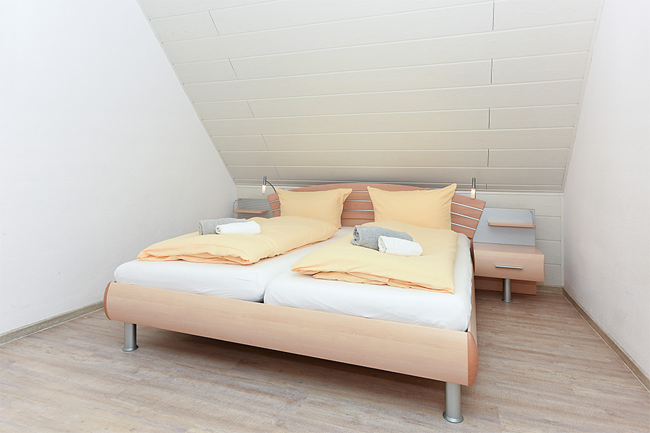 Ferienwohnung „Deichgraf“ - Schlafzimmer 1