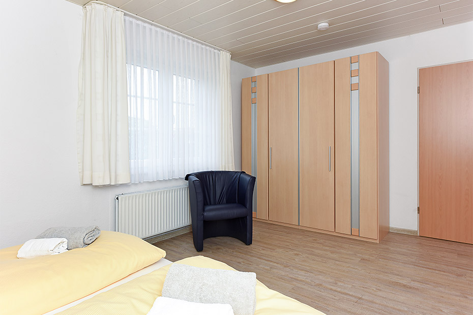 Ferienwohnung „Deichgraf“ - Schlafzimmer 1