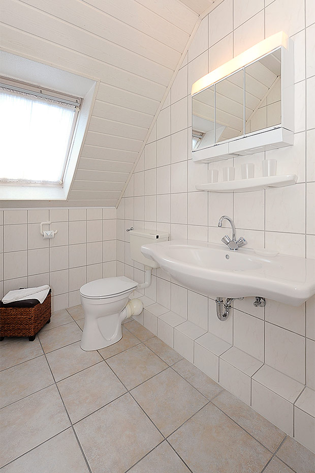 Ferienwohnung „Deichpanorama“ - Badezimmer