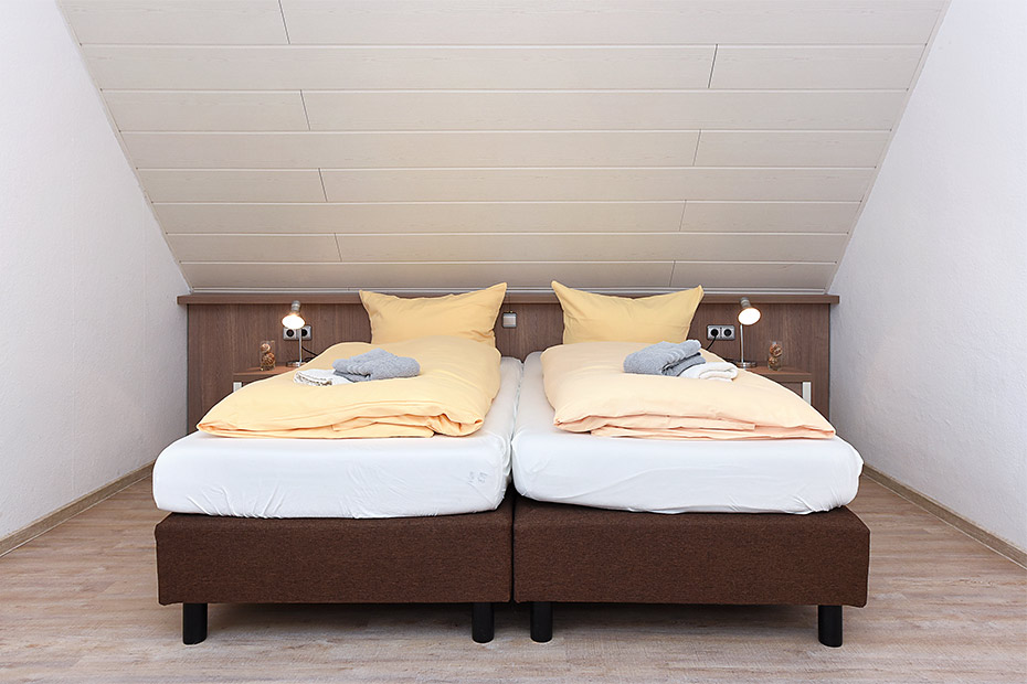 Ferienwohnung „Deichpanorama“ - Schlafzimmer 1