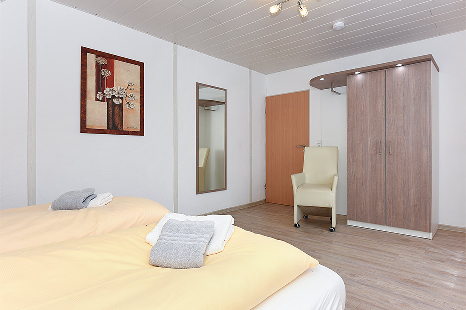 Ferienwohnung „Deichpanorama“ - Schlafzimmer 1