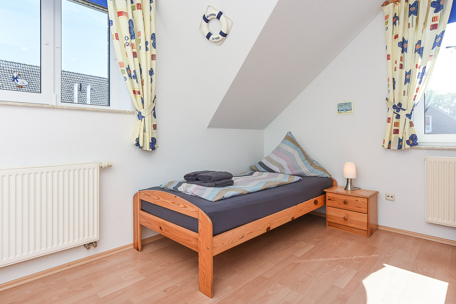 Ferienhaus „Pia“ - Schlafzimmer 2/Kinderzimmer