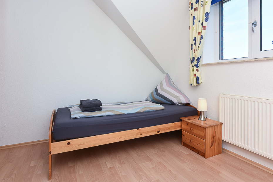 Ferienhaus „Pia“ - Schlafzimmer 2/Kinderzimmer