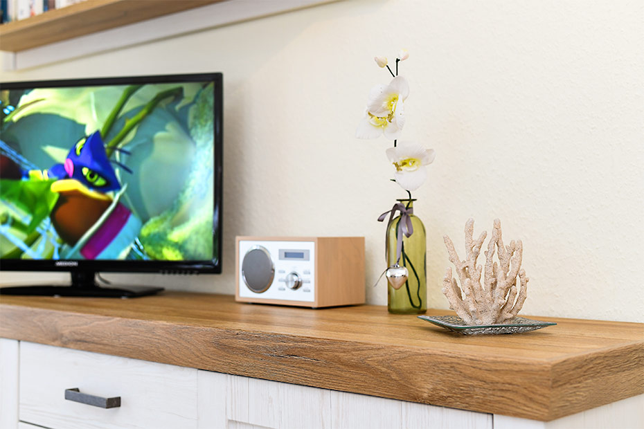 Ferienwohnung „Henry Morgan“ - Wohnzimmer mit integriertem Küchenbereich