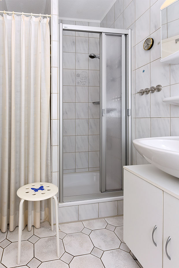 Ferienwohnung „Klaus Störtebeker“ - Badezimmer