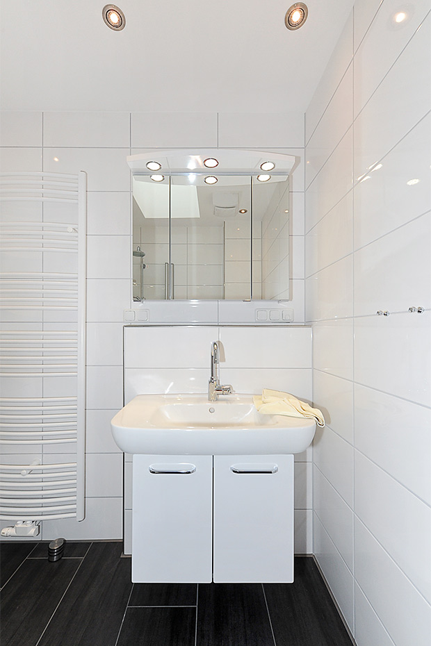 Ferienwohnung „Benser Nest“ - Badezimmer