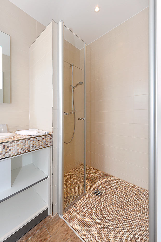 Ferienwohnung „Bullaugenkiek“ - Badezimmer