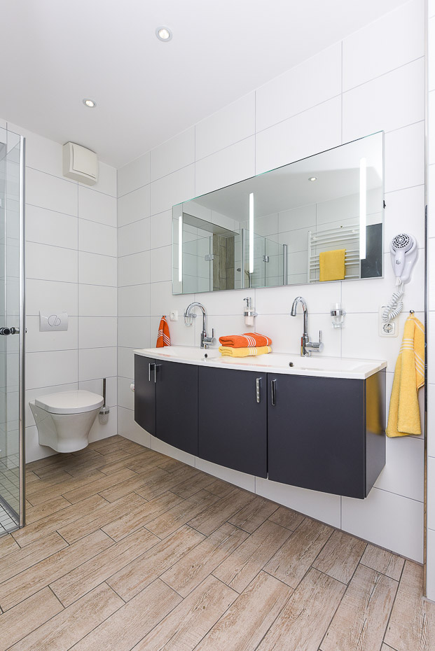 Ferienwohnung „Nordseekieker“ - Badezimmer