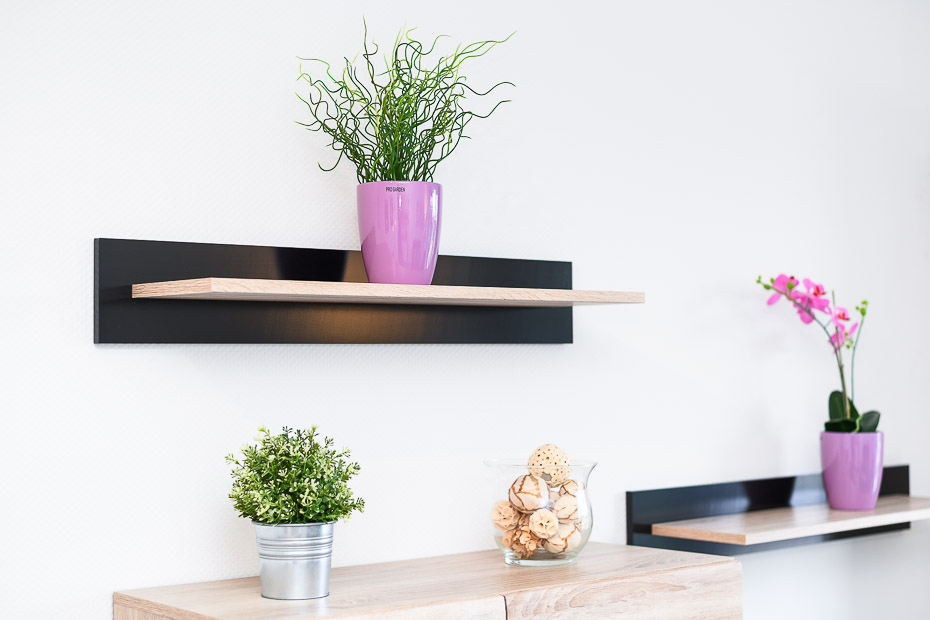 Ferienwohnung „Nordseekieker“ - Wohnzimmer mit integriertem Küchenbereich