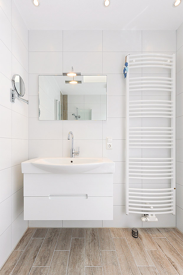 Ferienwohnung „Seedeich“ - Badezimmer