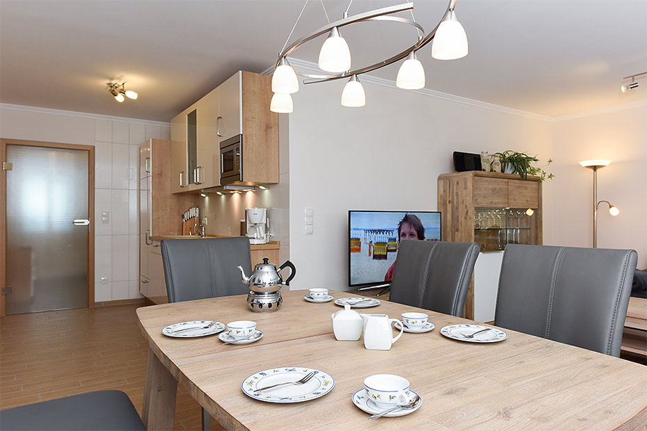 Ferienwohnung „Zolltor“ - Wohnzimmer mit integriertem Küchenbereich