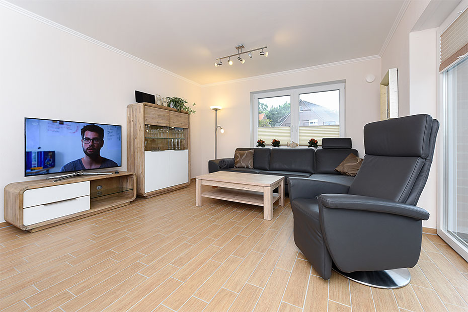 Ferienwohnung „Zolltor“ - Wohnzimmer mit integriertem Küchenbereich