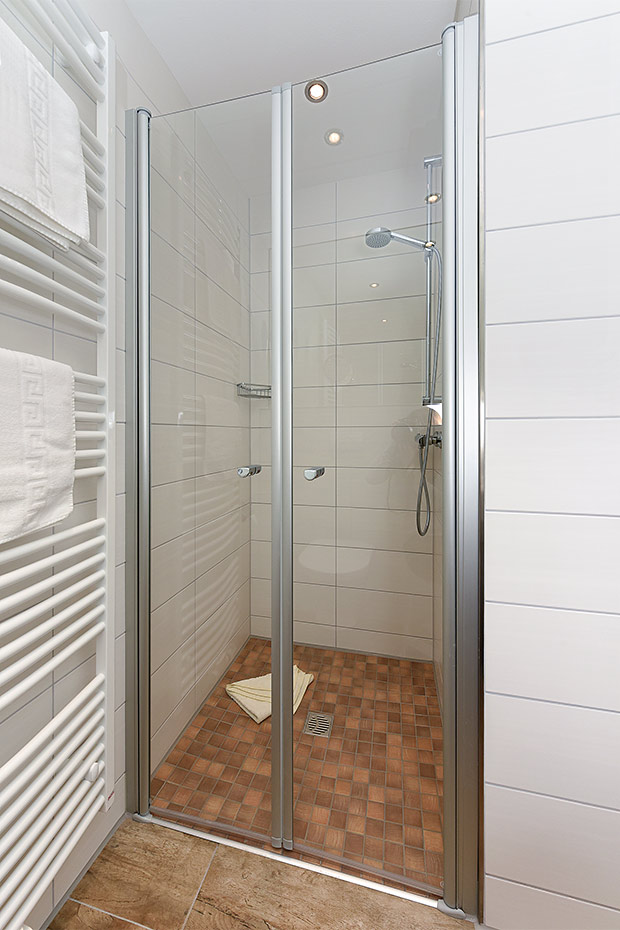 Ferienwohnung „Buhne 2“ - Badezimmer