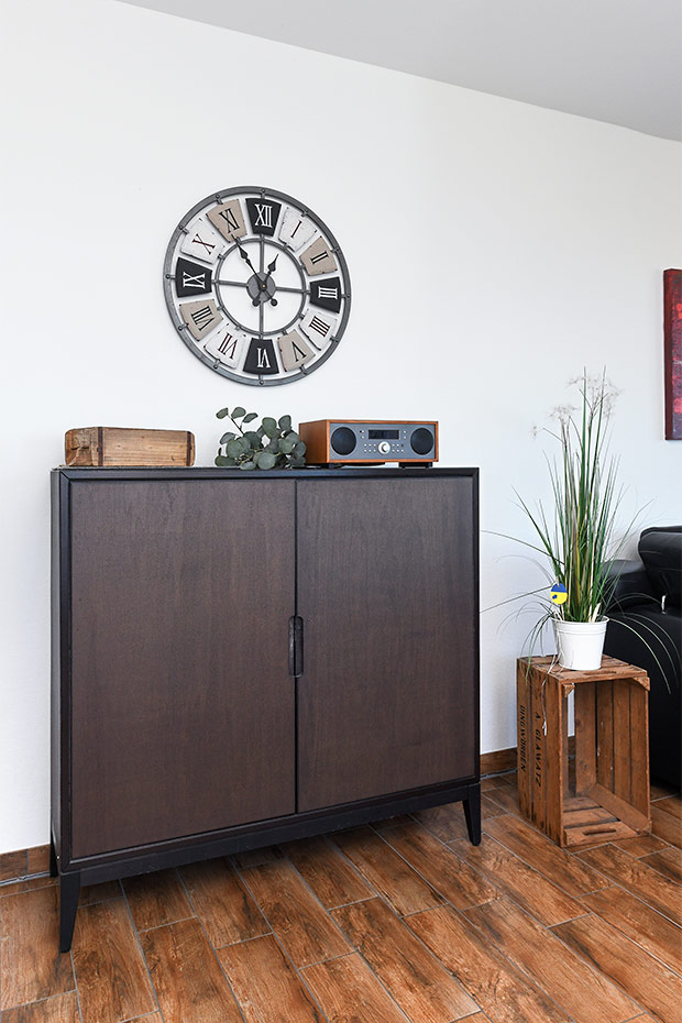 Ferienwohnung „Buhne 6“ - Wohnzimmer mit integriertem Küchenbereich