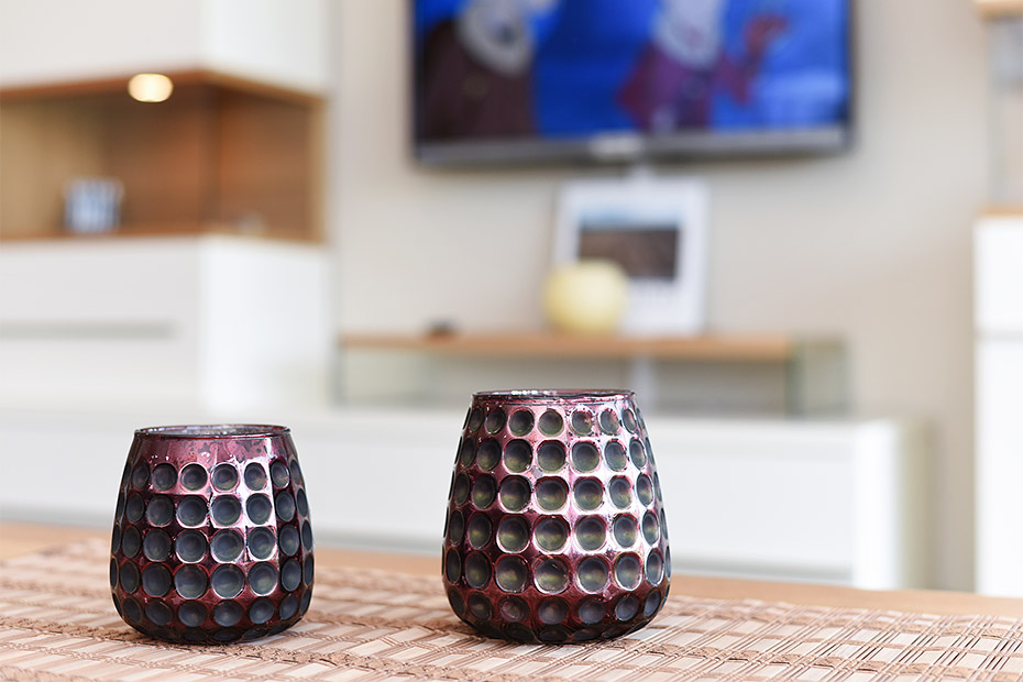 Ferienwohnung „Kutterkieker“ - Wohnzimmer mit integriertem Küchenbereich