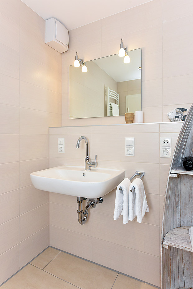 Ferienwohnung „Hafenkieker“ - Badezimmer