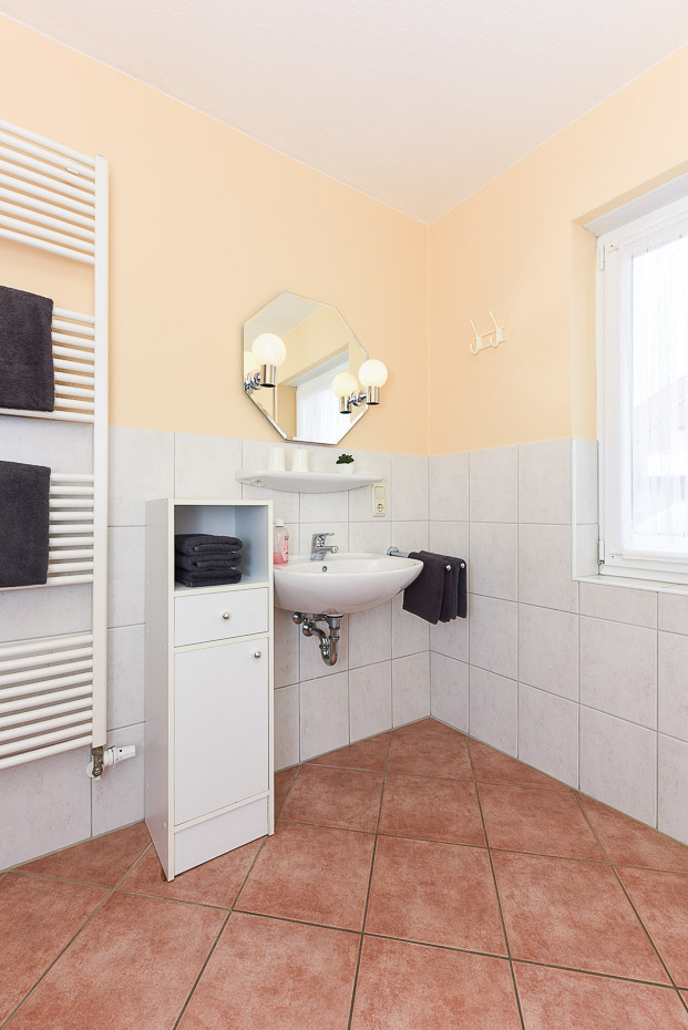 Ferienwohnung „Wattenmeer“ (1) - Badezimmer