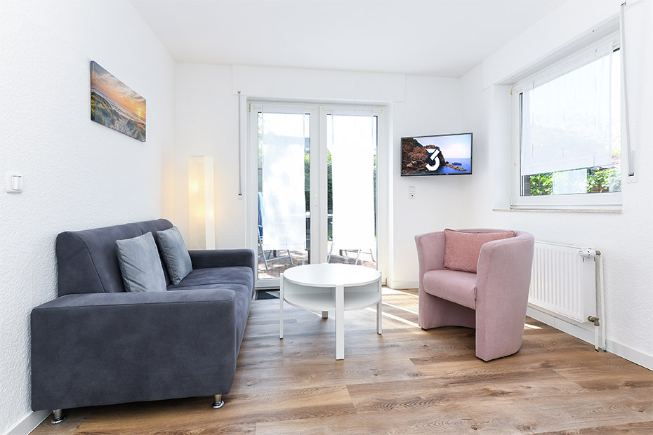 Ferienwohnung „Nordseewelle“ (6) - Wohnraum mit integrierter Küche