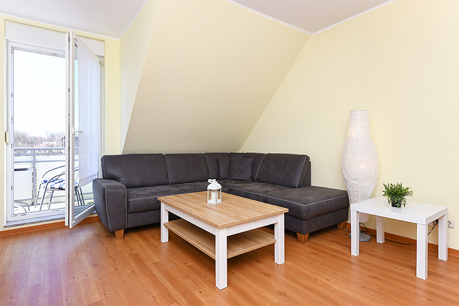 Ferienwohnung „Flut“ - Wohnraum mit integrierter Küche