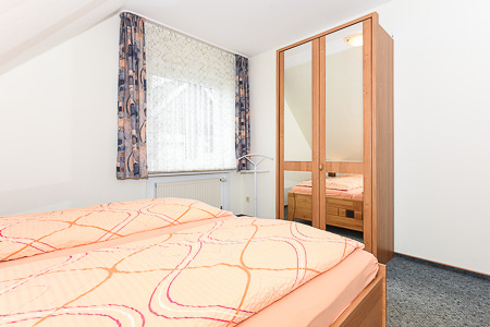 Ferienwohnung 3 - Schlafzimmer 1