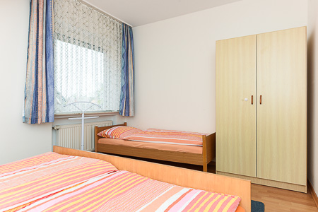 Ferienwohnung 4 - Schlafzimmer 1