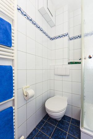 Doppelzimmer Nichtraucher I - Badezimmer