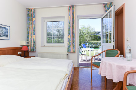Doppelzimmer Nichtraucher I - Zimmer