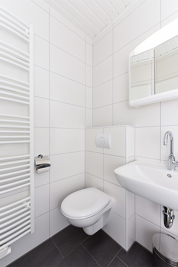 Ferienhaus „Sonnenstern“ - Badezimmer