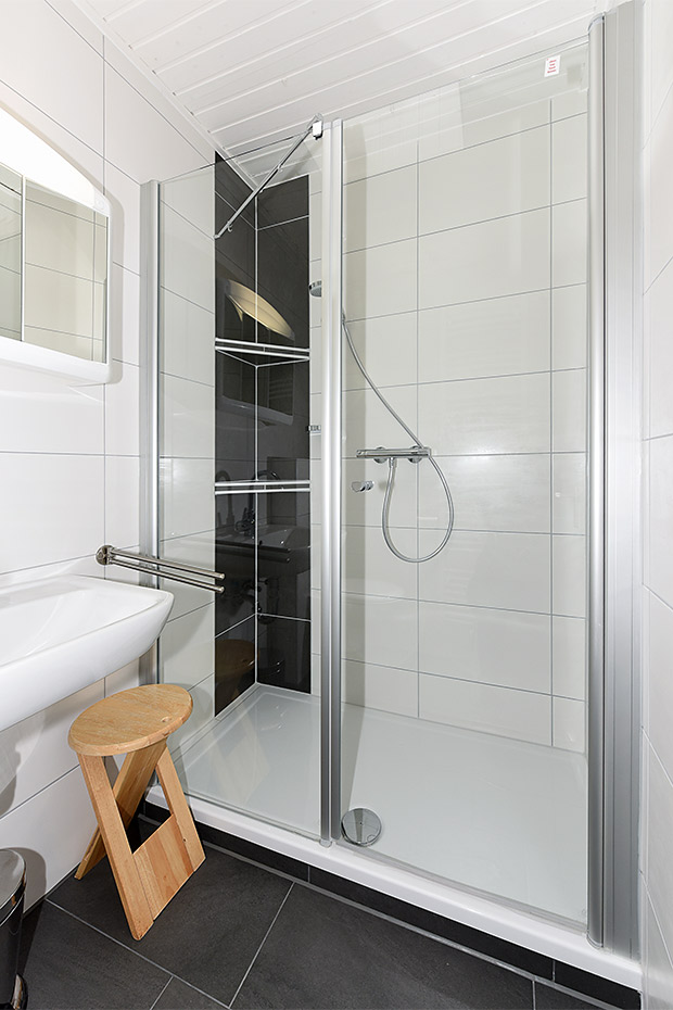 Ferienhaus „Sonnenstern“ - Badezimmer