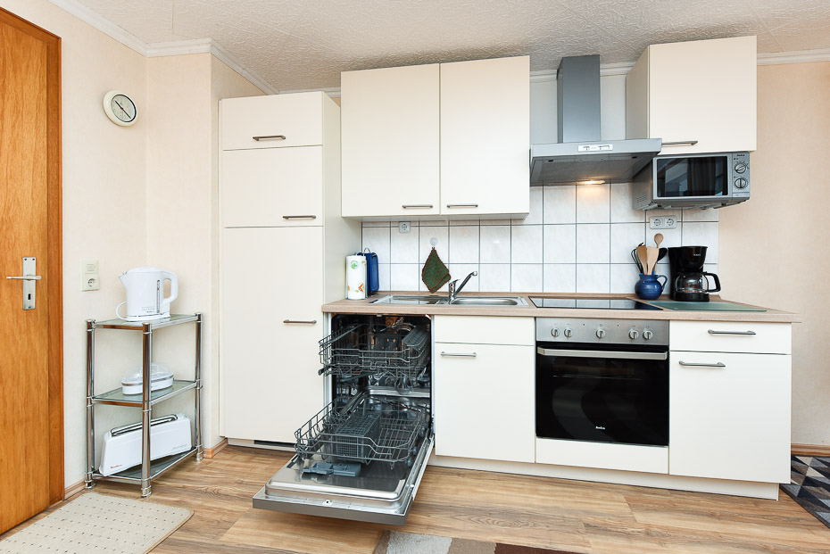 Ferienwohnung „Seehund“ - Wohnraum mit integrierter Küche