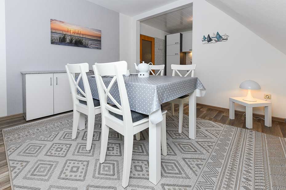 Ferienwohnung 3 - Esszimmer
