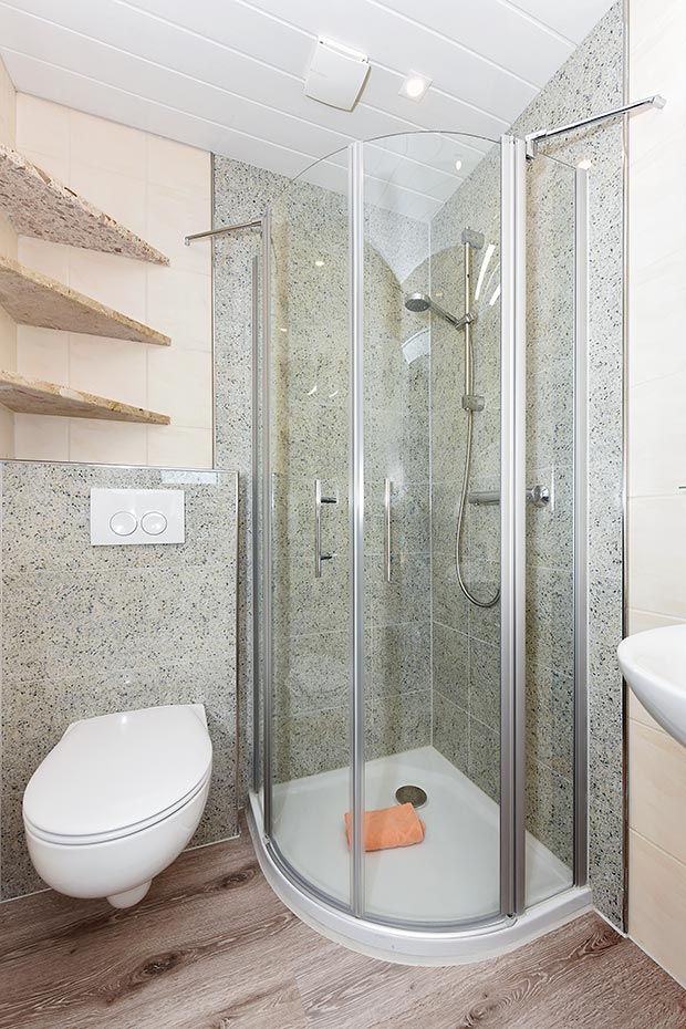 Ferienwohnung 5 - Badezimmer