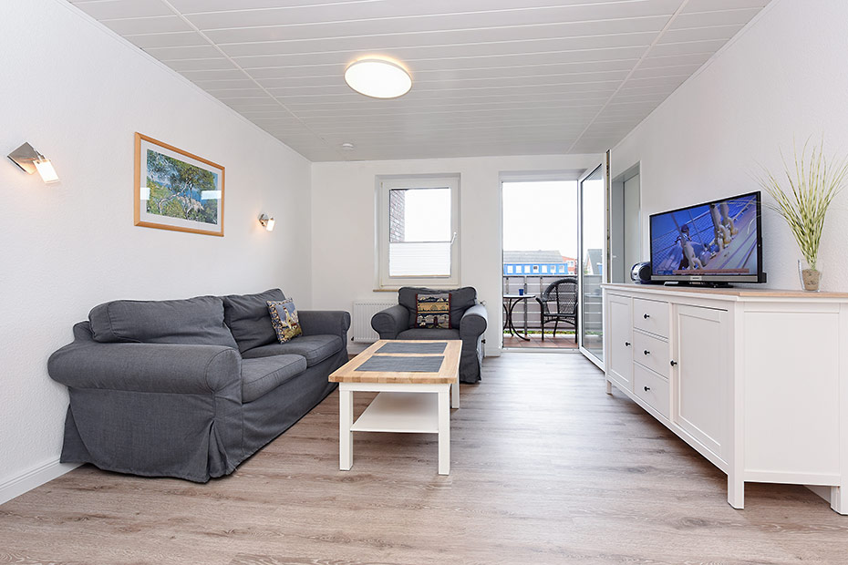 Ferienwohnung 5 - Wohnzimmer mit integriertem Küchenbereich