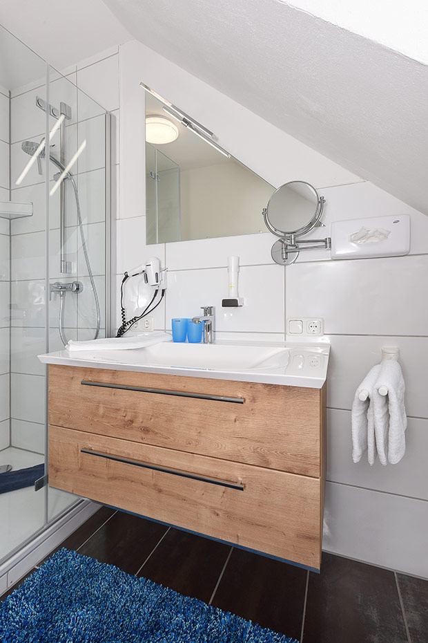 Ferienwohnung „Möwe 3“ - Badezimmer